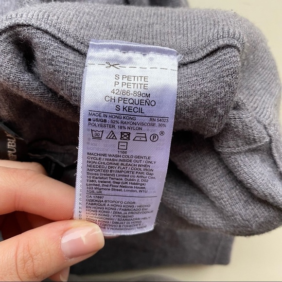 Banana Republic grey sweater petite jogger, Size SP - Picture 3 of 4